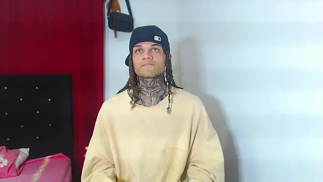 hot man05 online show from 03-19-25, 02:27