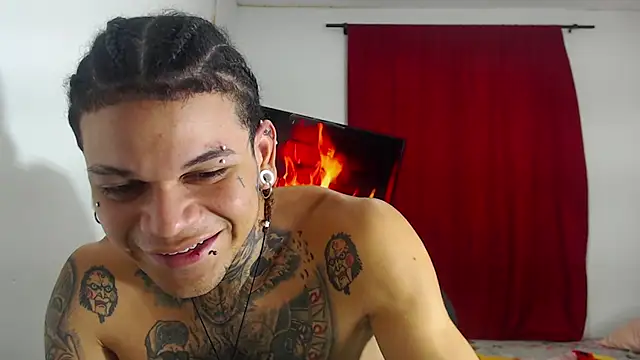 hot man05 online show from 10-16-25, 09:49