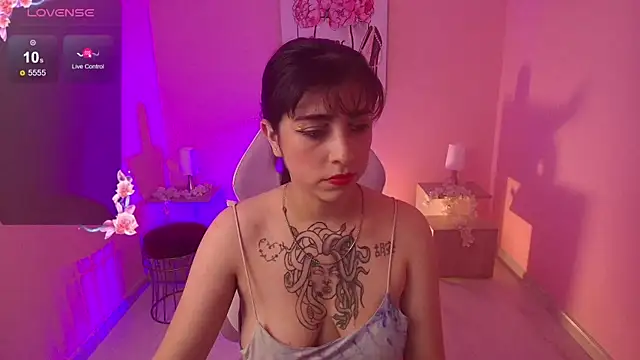 Adri Gomez  online show from 09-09-25, 04:01