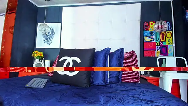 Snapshot of Thomas_May4rs chatting on 03-21-25, 07:44 Thomas May4rs online show from 03-21-25, 07:44