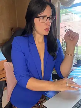 ValeriaVixen online show from 02-17-26, 07:42