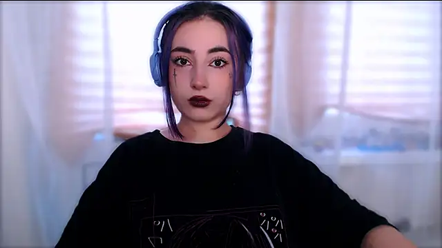 purplewitch online show from 11-16-25, 07:25