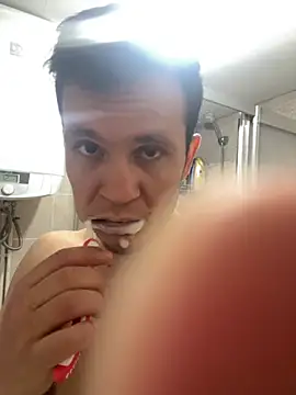 Snapshot of devilXAngel5 chatting on 10-31-25, 11:00 devilXAngel5 online show from 10-31-25, 11:00