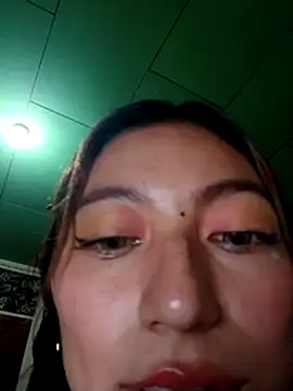 Little Saori online show from 02-18-25, 04:04