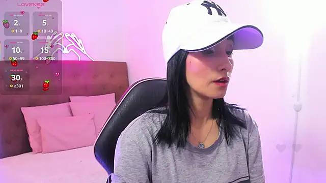 Snapshot of palmerfox_tay chatting on 11-29-25, 03:20 palmerfox tay online show from 11-29-25, 03:20