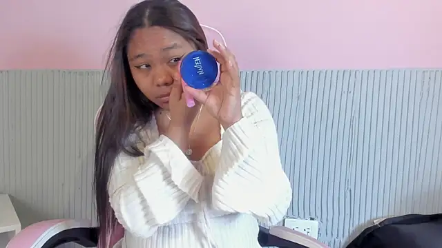 yeikafoxy online show from 01-13-26, 11:04