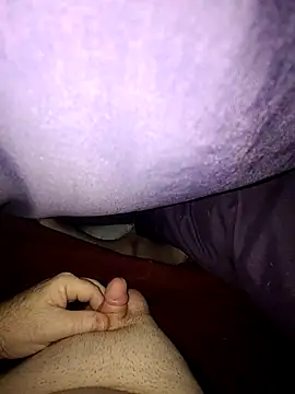 Snapshot of stubbydick3 chatting on 02-13-25, 10:12 stubbydick3 online show from 02-13-25, 10:12