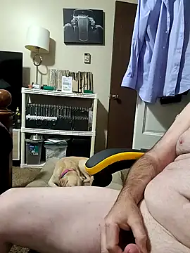 Snapshot of stubbydick3 chatting on 10-15-25, 11:38 stubbydick3 online show from 10-15-25, 11:38