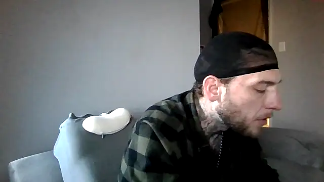 cruz815 online show from 12-16-25, 08:58