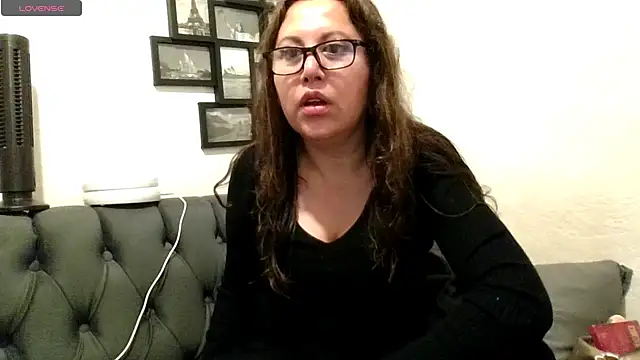 MirandaLatinaLovely online show from 05-23-26, 05:06
