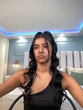 eva roseee online show from 10-29-25, 09:27