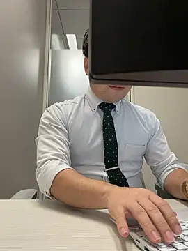 Nobu 469 online show from 11-20-25, 02:45