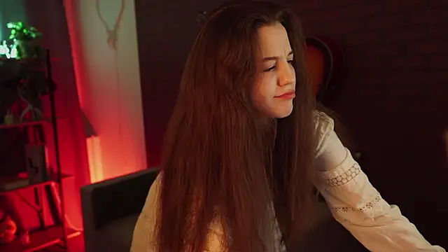 Snapshot of MilaStoyne chatting on 03-13-25, 06:05 MilaStoyne online show from 03-13-25, 06:05