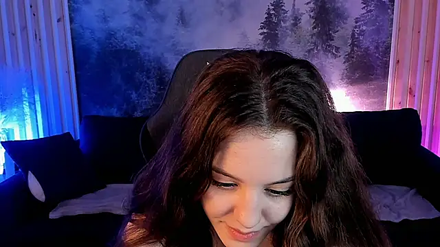 Snapshot of MilaStoyne chatting on 03-21-25, 08:50 MilaStoyne online show from 03-21-25, 08:50