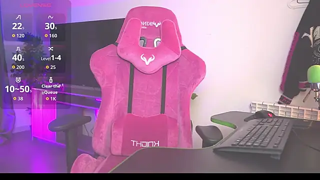 Snapshot of MilaStoyne chatting on 09-13-25, 05:51 MilaStoyne online show from 09-13-25, 05:51