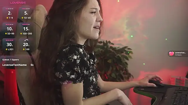 Snapshot of MilaStoyne chatting on 10-22-25, 06:24 MilaStoyne online show from 10-22-25, 06:24