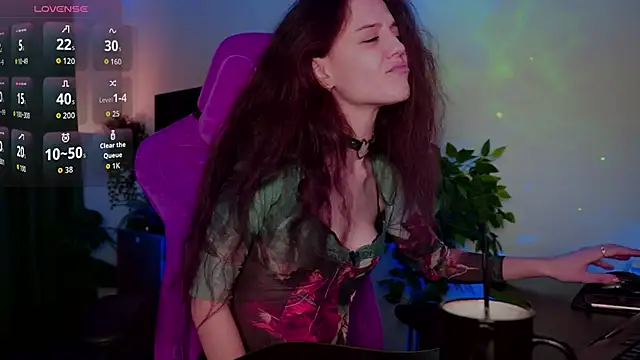 Snapshot of MilaStoyne chatting on 11-04-25, 05:39 MilaStoyne online show from 11-04-25, 05:39