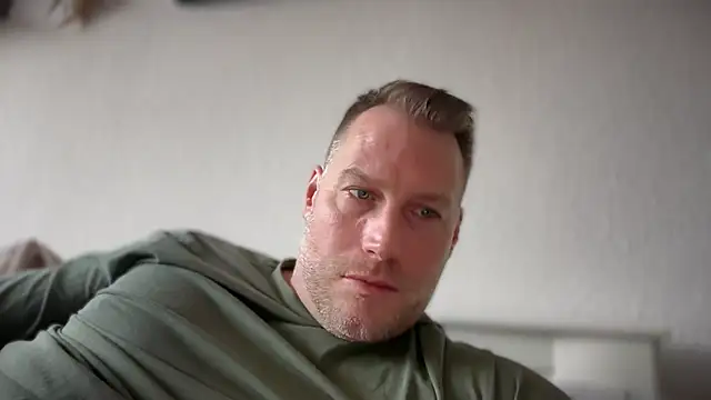 Christian87xxx online show from 03-28-26, 02:27