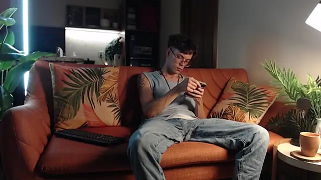 William Henry  online show from 04-24-26, 11:34