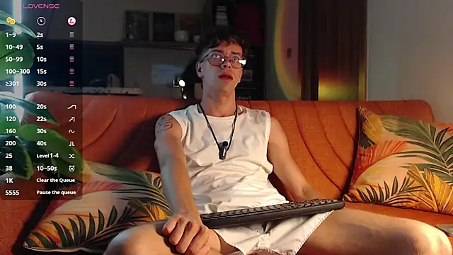 William Henry  online show from 04-25-26, 01:41