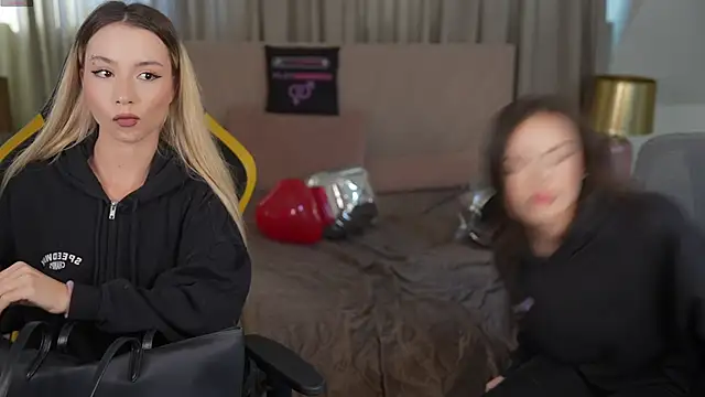 Emma Rose 69 online show from 03-10-26, 08:19