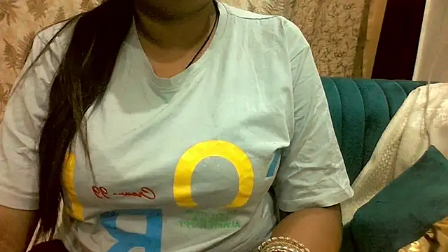 Snapshot of Kannu- chatting on 05-16-26, 02:19 Kannu- online show from 05-16-26, 02:19