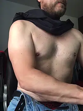 Snapshot of monachosex chatting on 02-05-25, 03:52 monachosex online show from 02-05-25, 03:52