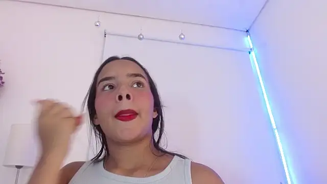 Snapshot of Roxy_Stonee chatting on 11-01-25, 07:16 Roxy Stonee online show from 11-01-25, 07:16