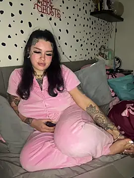 tempzzz12 online show from 04-02-26, 08:39