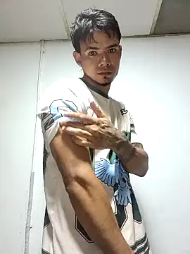 Niick01  online show from 12-17-25, 12:05