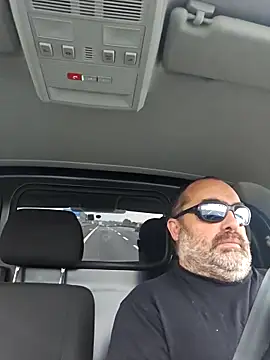 fuocovivo4 online show from 04-28-26, 05:29