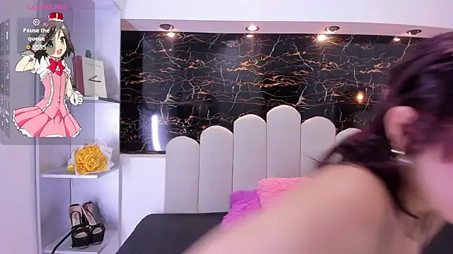 Annyrosee online show from 11-19-25, 07:36