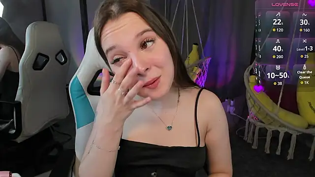 kaisajenner online show from 02-12-26, 09:26