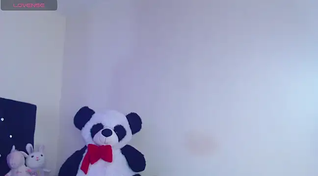 Snapshot of Lupitah_222 chatting on 02-17-25, 11:31 Lupitah 222 online show from 02-17-25, 11:31