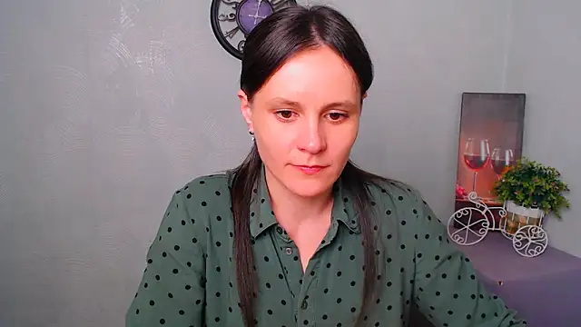 Snapshot of ValeriaHeart_ chatting on 02-27-25, 03:59 ValeriaHeart online show from 02-27-25, 03:59