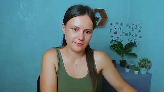 Snapshot of ValeriaHeart_ chatting on 09-09-25, 01:10 ValeriaHeart online show from 09-09-25, 01:10