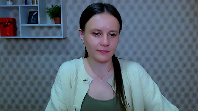 ValeriaHeart  online show from 02-06-26, 05:56