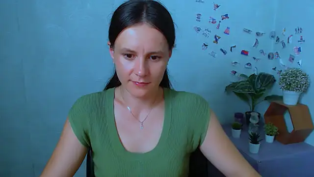 ValeriaHeart  online show from 07-06-26, 02:36