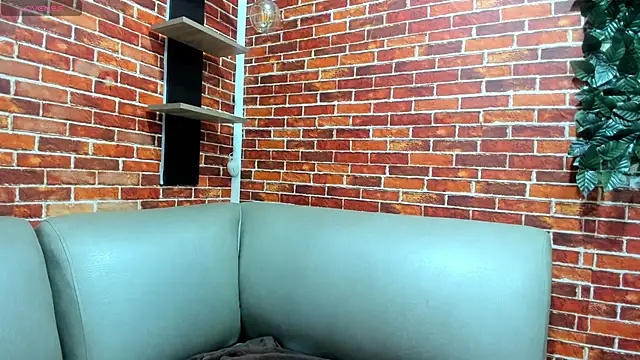 Rachel new20 online show from 04-17-26, 08:45