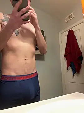 Snapshot of Codybugs0206 chatting on 02-15-25, 06:33 Codybugs0206 online show from 02-15-25, 06:33