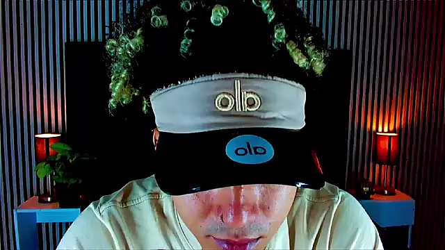 LihanJor 23 online show from 10-18-25, 01:01