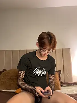 Snapshot of jacob_and_sam chatting on 10-25-25, 09:20 jacob and sam online show from 10-25-25, 09:20