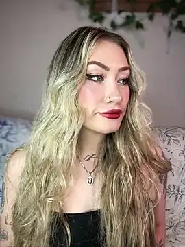 Snapshot of Lally_Valencia__ chatting on 02-20-25, 05:01 Lally Valencia   online show from 02-20-25, 05:01