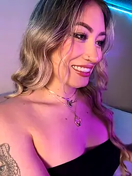 Snapshot of Lally_Valencia__ chatting on 10-03-25, 02:41 Lally Valencia   online show from 10-03-25, 02:41