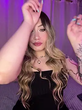 Lally Valencia   online show from 07-26-26, 01:51