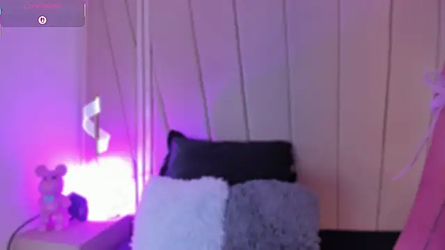 Nikki vega online show from 02-27-25, 04:31