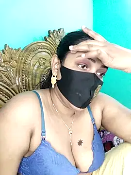 Snapshot of monekhan123 chatting on 11-24-25, 09:53 monekhan123 online show from 11-24-25, 09:53