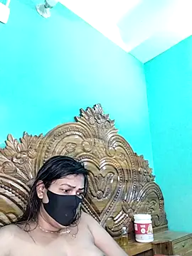 Snapshot of monekhan123 chatting on 11-29-25, 05:32 monekhan123 online show from 11-29-25, 05:32