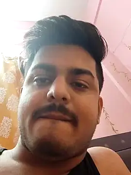 Snapshot of sethgamble000777 chatting on 02-15-25, 11:06 sethgamble000777 online show from 02-15-25, 11:06