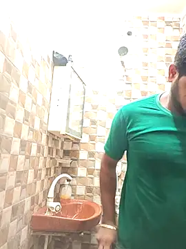 Snapshot of sethgamble000777 chatting on 11-25-25, 04:34 sethgamble000777 online show from 11-25-25, 04:34